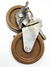 Ruote marroni senza difetti